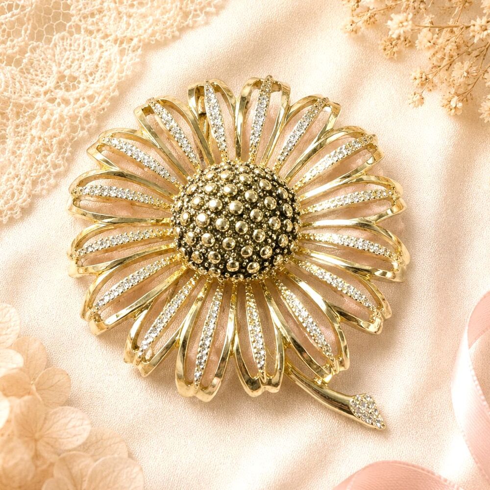 Vintage Large Gold Tone Flower Brooch